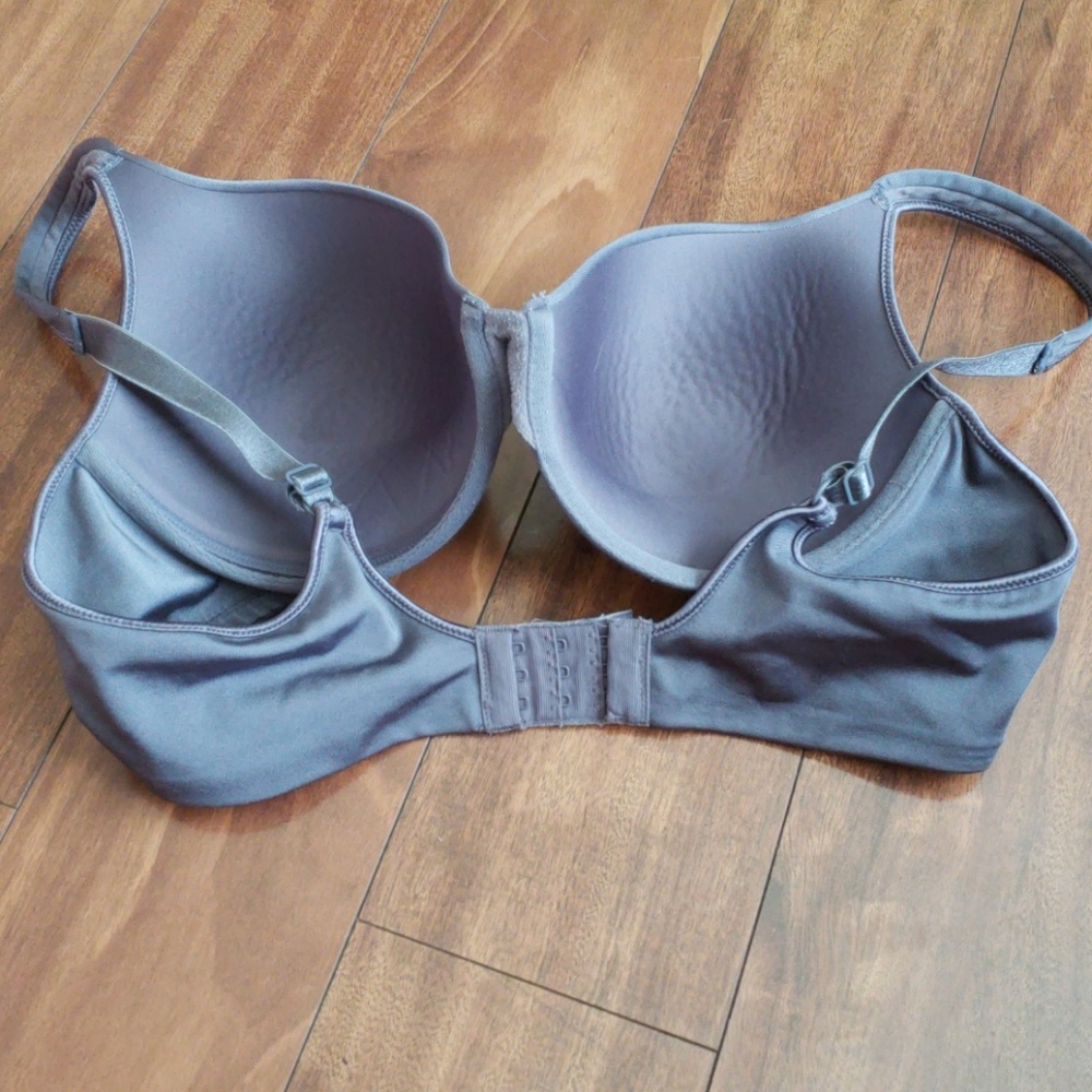 Bra - Picture 2 of 3